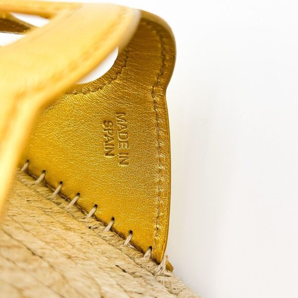 Gucci InterlockingGG Gold Leather Espadrille Sandals Slides Cutout Size 40, US 1 - Picture 12 of 13